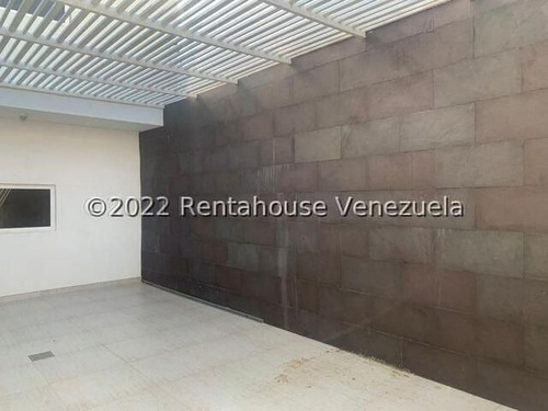 Imagen 6 de 16 de Townhouse En Venta, Puerta Maraven, Punto Fijo.