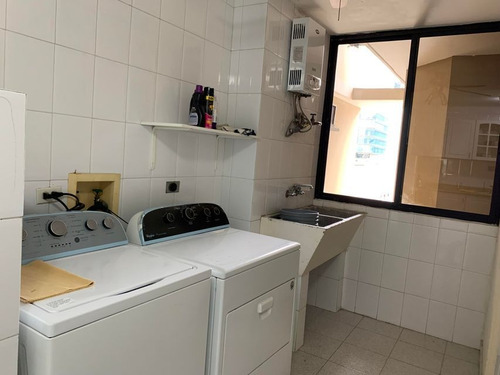 Imagen 7 de 10 de Apartamento En Alquiler En Obarrio 22-4208 Emb