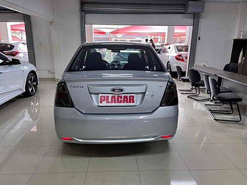 Imagem 5 de 12 de Ford Fiesta Sedan1.6flex 2012