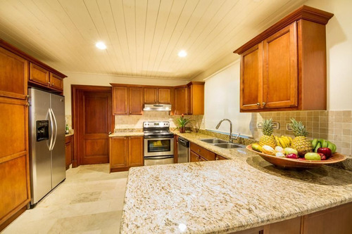 Renta Apartamento En Marina Cap Cana