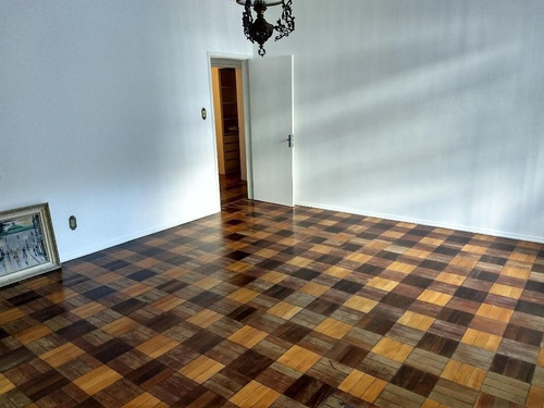 Imagem 2 de 10 de Apartamento Em Localização Privilegiada No Centro - Ap3744
