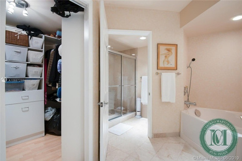 Imagem 15 de 28 de Apartamento A Venda Em Miami Dentro De Condomínio Fechado. - Ap00107 - 34151846