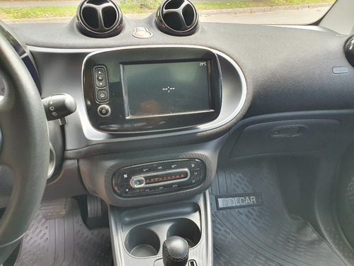 Smart Fortwo 1.0 Play 2017 Color Gris Y Rojo As Automobili