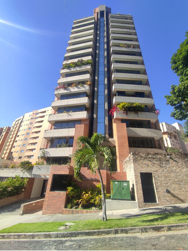 Ana Maria Arteaga, Vende Apartamento En Urb. La Trigaleña Res. Fuerteventura. 