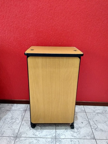 Imagen 1 de 5 de Mueble De Planchado