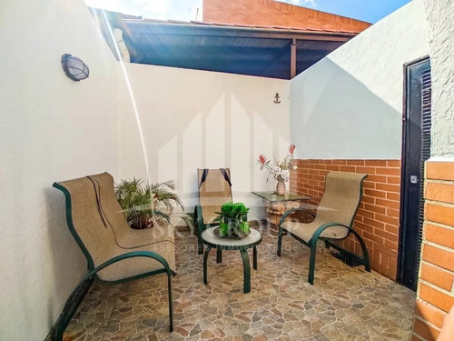 Imagen 6 de 12 de Hermoso Town House En Mañongo, Res. Vila Shirak Carlos Tona Cod: Lemth-165
