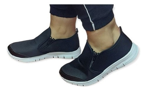 Zapatillas Estilo Urbanas Puntera Acharolada Y Cierres