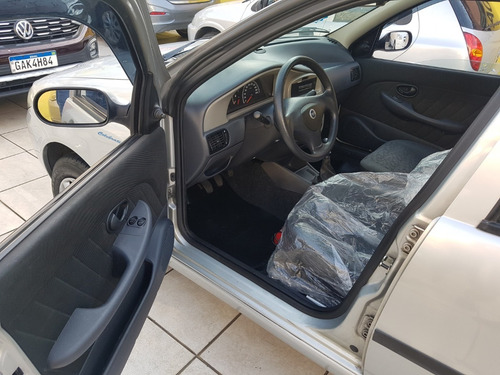 Imagem 10 de 11 de Fiat Palio Fire 1.0