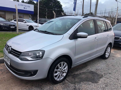 Volkswagen Suran 1.6 Highline 101cv 11c 2013