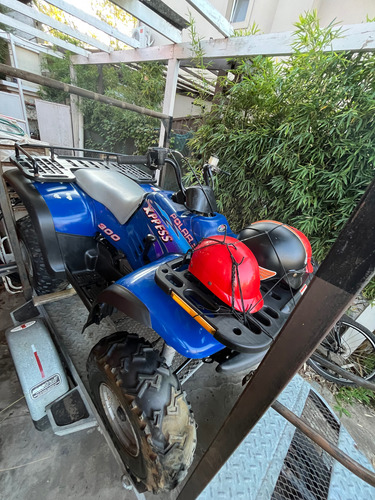 Cuatro Parrillero - 2 T - Polaris Impecable - C/ Tráiler