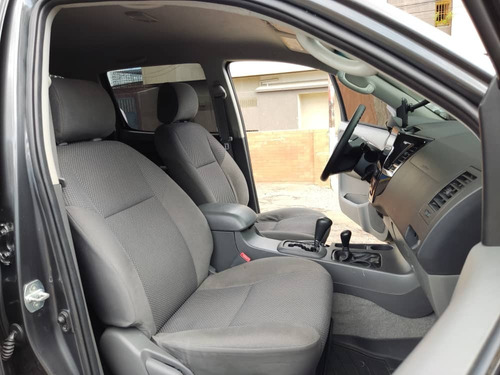 Imagen 9 de 14 de Toyota Hilux Kavak