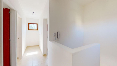Imagen 13 de 24 de Duplex Venta 2 Dormitorios, 2 Baños Y Terreno 100 Mts 2 - Manuel B Gonnet