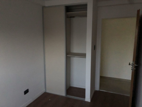 Imagen 7 de 14 de Venta De Departamento 3 Ambientes En Mataderos