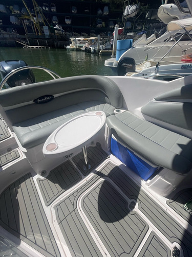 Lancha Focker 255 C/ Motor Mercury Verado 225 Hp 4 Tempos 09
