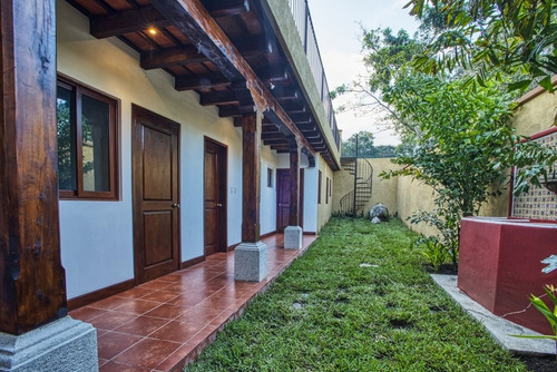 Imagen 2 de 14 de Casa Nueva Lista Para Estrenar Con Estilo Colonial.