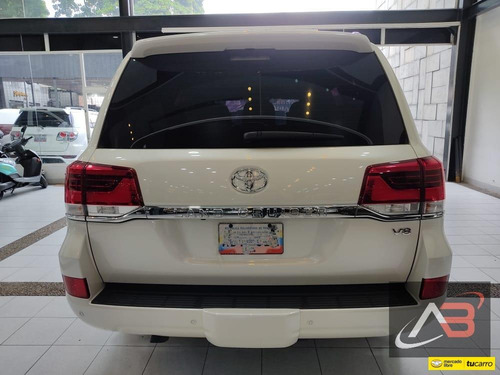 Imagen 5 de 13 de Toyota Land Cruiser Lc200 Blindada