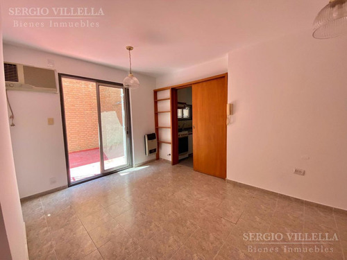 Imagen 5 de 18 de Av. Colón Casi Cañada | 2 Dormitorios | 1 Baño | Hermoso Patio!