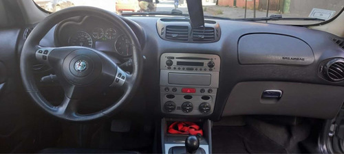 Imagen 15 de 19 de Alfa Romeo 147 2.0mpi 1.6v. Ts S