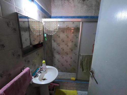 Casa En Venta - 3 Dormitorios 2 Baños - 300mts2 - Rafael Castillo