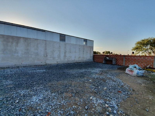 Imagen 5 de 19 de Galpon De 250 M2 Con Oficinas A Estrenar, Terreno De 1.250 M2 - Sobre Asfalto!