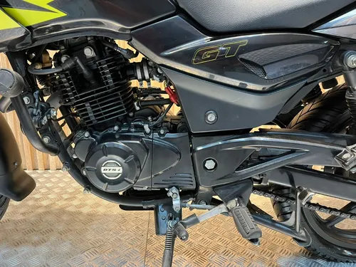 Bajaj Pulsar 180 Fi 2022