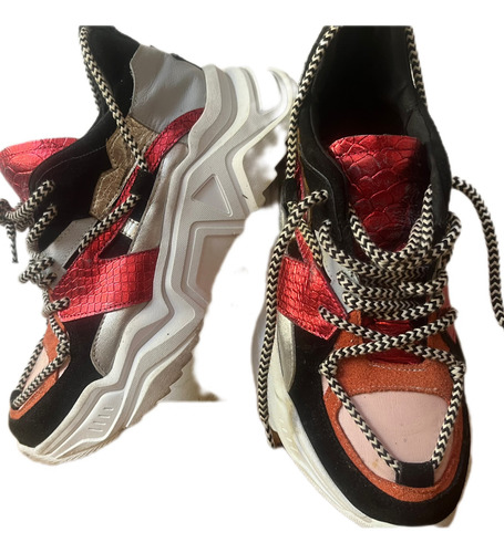 Zapatilla Wanda Red Snake (Usado)