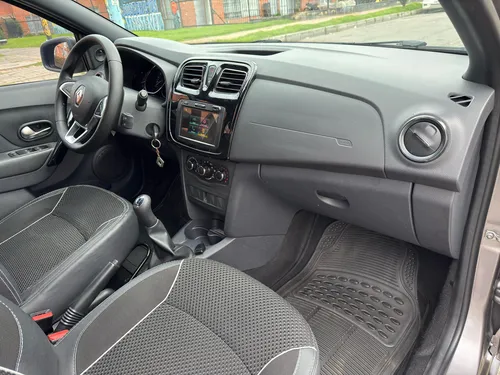 Renault Stepway 1.6 Expression / Zen