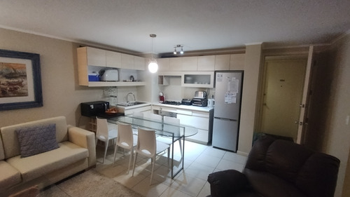2 Dormitorios, 2 Baños, Un Estac, Laguna Bahia, Vista Despej