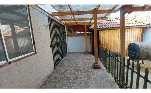 Casa Remodelada En Santo Tomás (4d-4b) - Quilicura