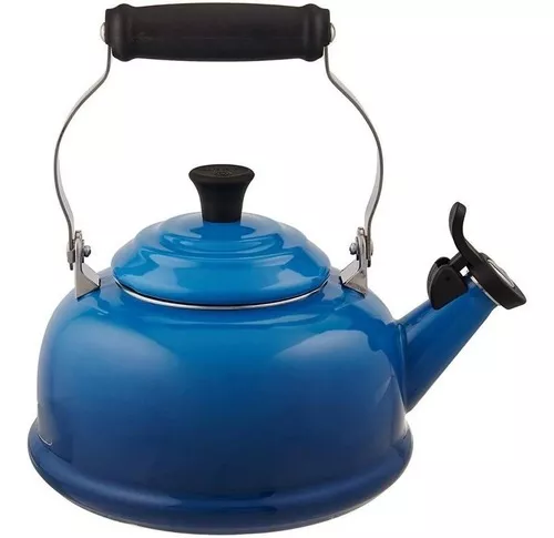 Terceira imagem para pesquisa de chaleira le creuset