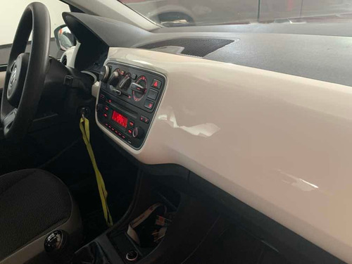 Volkswagen Up! 2015 1.0 High Up! 75cv 5 P