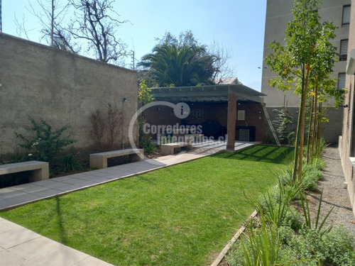 Venta Departamento Macul, Con Estacionamiento Y Termopanel
