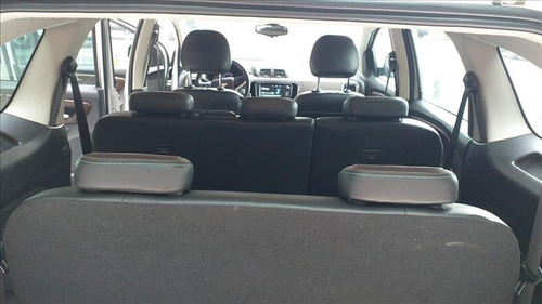 Imagem 10 de 13 de Chevrolet Spin 1.8 Premier 8v