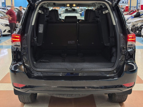 Toyota Hilux SW4 2.7 SRV 7 LUGARES 4X2 16V