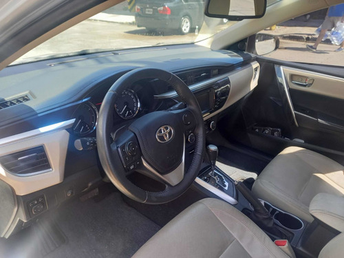 Imagen 5 de 12 de Toyota Corolla 2016 1.8 Se-g Cvt 140cv