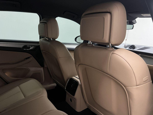 Porsche Macan 2.0 Turbo