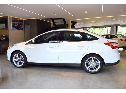 Ford Focus 2.0 SE 16V FLEX 4P POWERSHIFT