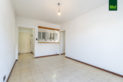 3amb C/cochera, En Excelente Ubicación De Villa Urquiza