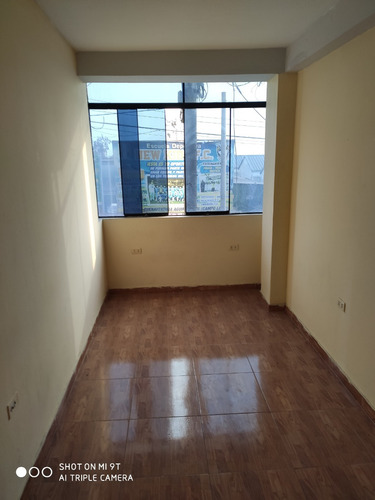 Alquilo Habitaciones Con Baño Privado Y Compartido, Cerca A Las Estaciones Del Metro San Juan Y Maria Auxiliadora, Habitaciones Amobladas Y Sin Amoblar Baño Privado Y Agua Caliente, Ingreso Independ.