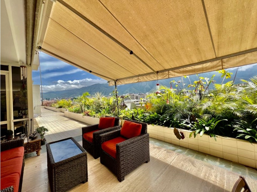 Se Vende Pb 400m2 + 400m2 Terraza 4h+s+e/5b/2p Lomas De Las Mercedes