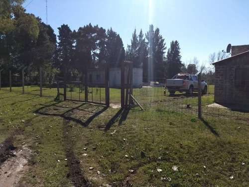 Imagen 1 de 10 de Amplia Propiedad En Venta Con Lote De 3750 M²