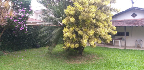 Imagem 10 de 14 de 2 Terrenos Em 1, Com Casa No Bairro Bom Retiro Em Joinville