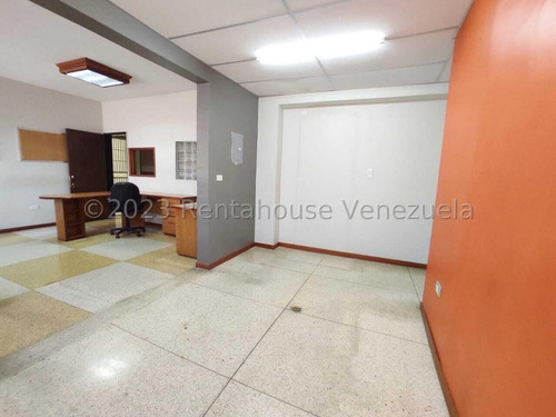 Imagen 18 de 30 de Oficina En En Venta En El Centro De Barquisimeto, Lara _ Monica Carrasquel 0424/556.57.59#