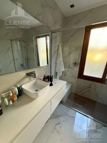 Casa 5 Ambientes Con Pileta En Venta - Fincas De Iraola I