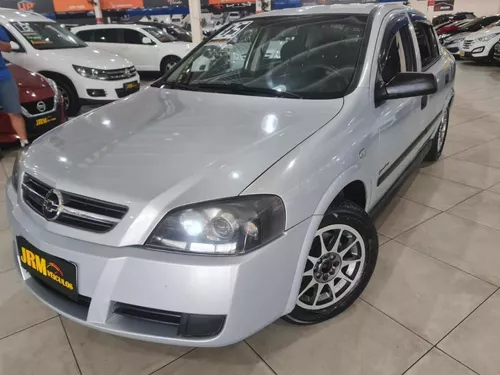 CHEVROLET - ASTRA - 2005/2006 - Vermelha - R$ 75.000,00