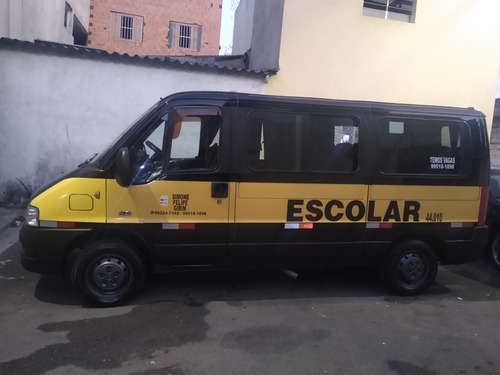 Peugeot Boxer Minibus 2012 2.3 Hdi 330m Médio 15l 5p