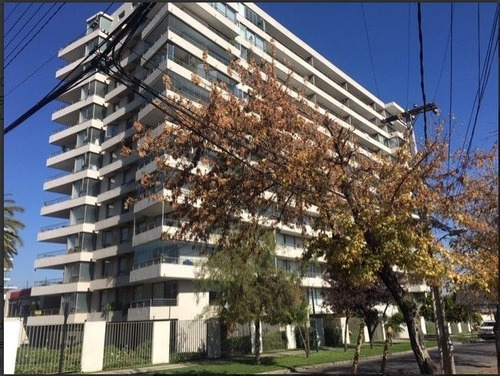 Imagen 1 de 11 de Amplio Departamento En Barrio Residencial