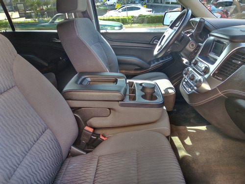 Chevrolet Suburban 2016 5.4 Ls Tela At