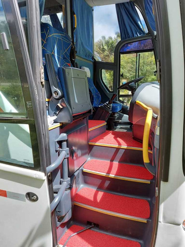 Imagem 7 de 15 de Ônibus Usado Luxo Marcopolo Pardiso 1200 G6 De Fretamentos