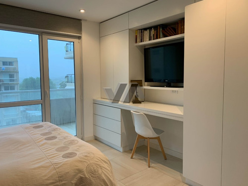 Impecable Departamento De 3 Amb. Vista Mar. Playa Grande.